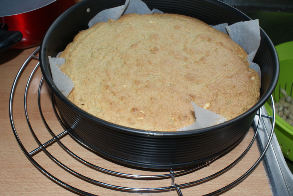 Rezept glutenfreier Haselnusskuchen vom Foodblog